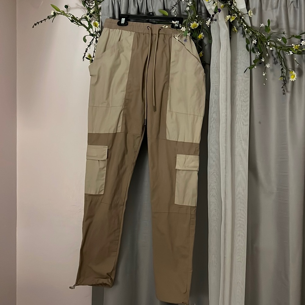 Two tone beige cargo pants